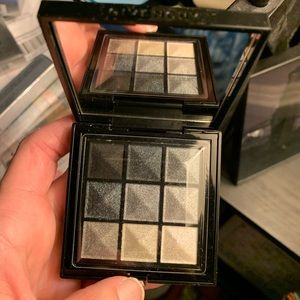 Givenchy eyeshadow palette Essence of Grey